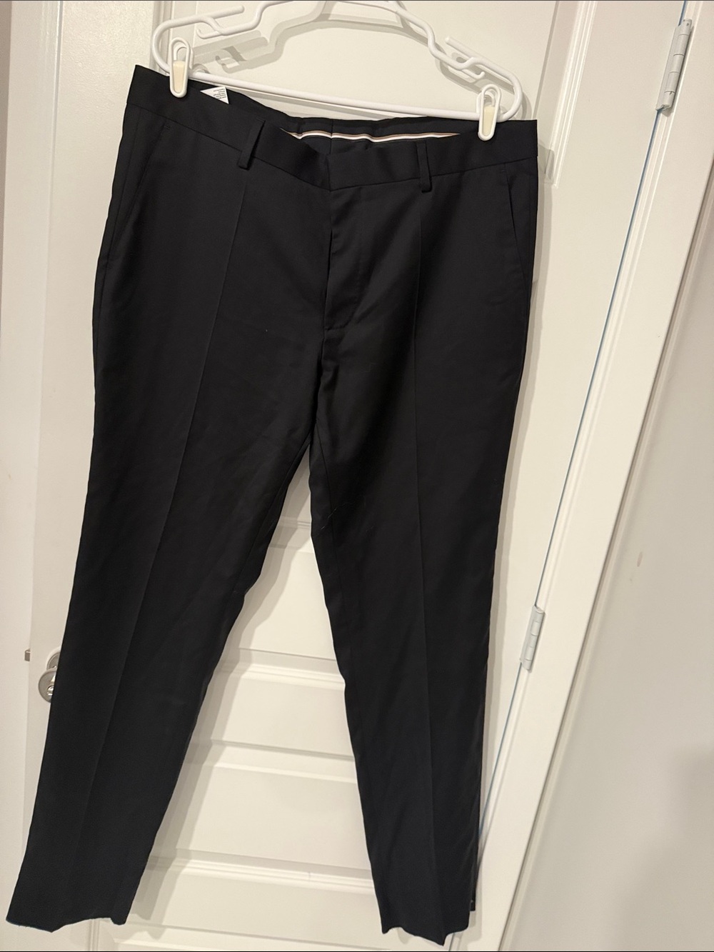 Men's Black Dress Pants Classic Flat HUGO BOSS 44R 34 length hem Suit Slacks